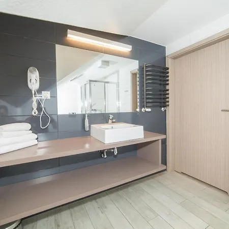 Apartament Vacationclub - Ischgl 39 *